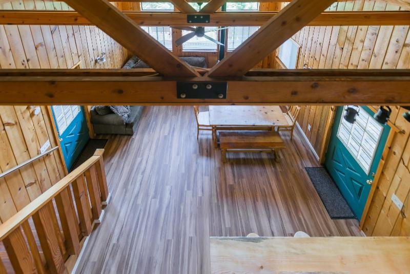 Three-Bedroom Chalet image 2