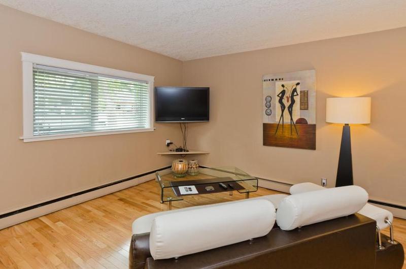 M Lofts - image 6