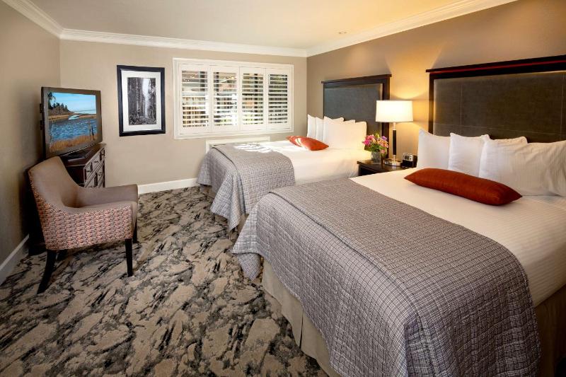 Double Room with Two Double Beds - Non-Smoking image 1