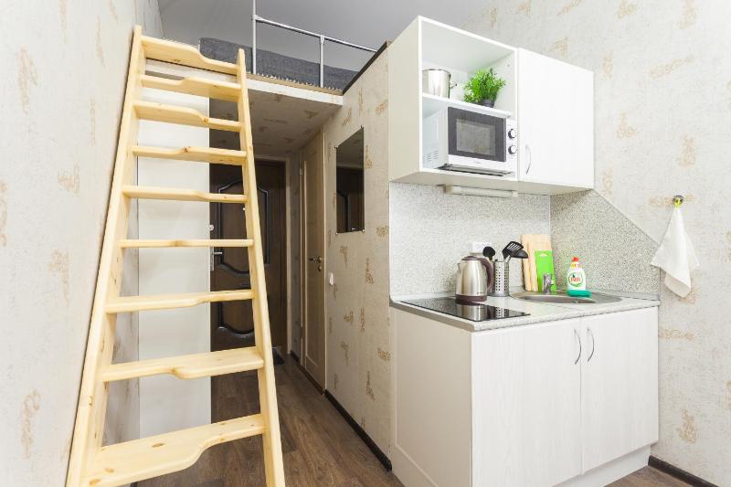 Standard Triple Studio image 3