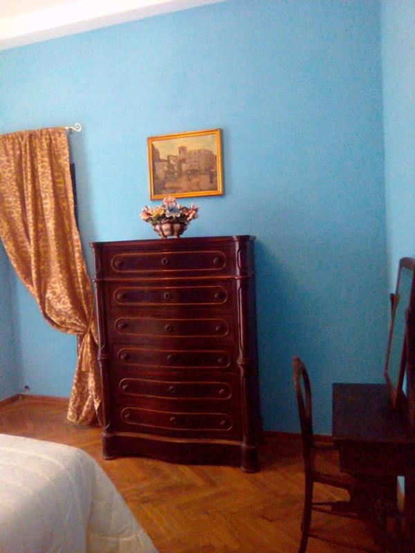 Deluxe Double or Twin Room with Balcony image 4