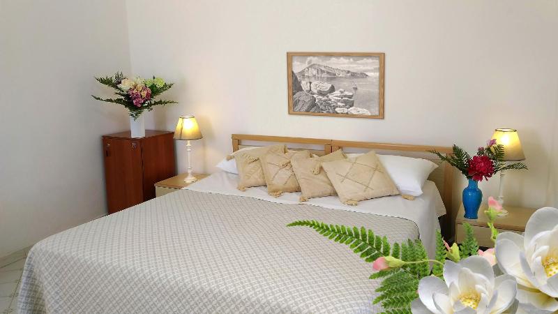 Junior Suite with Sea View image 2