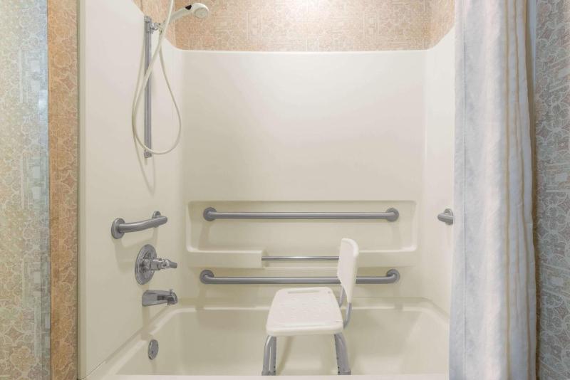 Queen Suite with Sofa Bed  - Disability Access  image 2