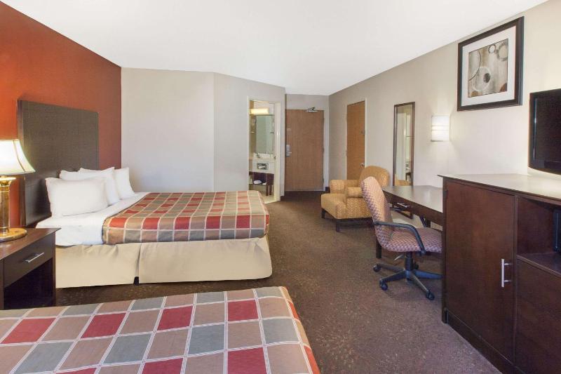 Double Room with Two Double Beds - Non-Smoking image 1