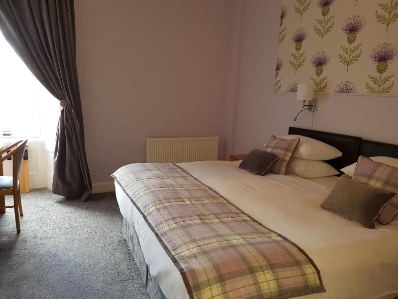 Double or Twin Room image 1