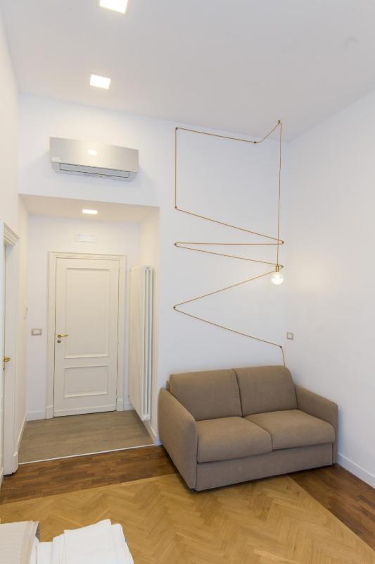 Double Room with Private Bathroom image 4