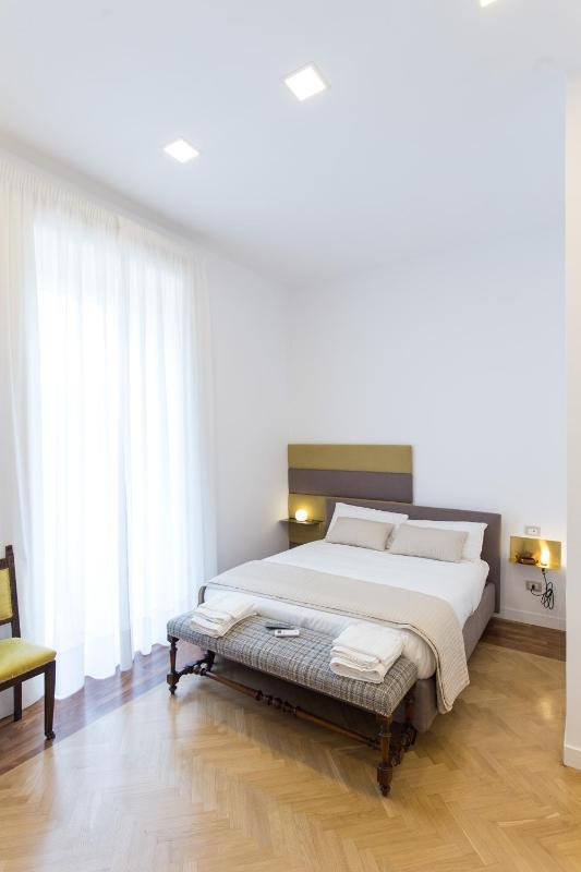 Double Room with Private Bathroom image 1