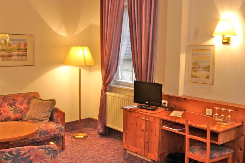 Double Room image 4