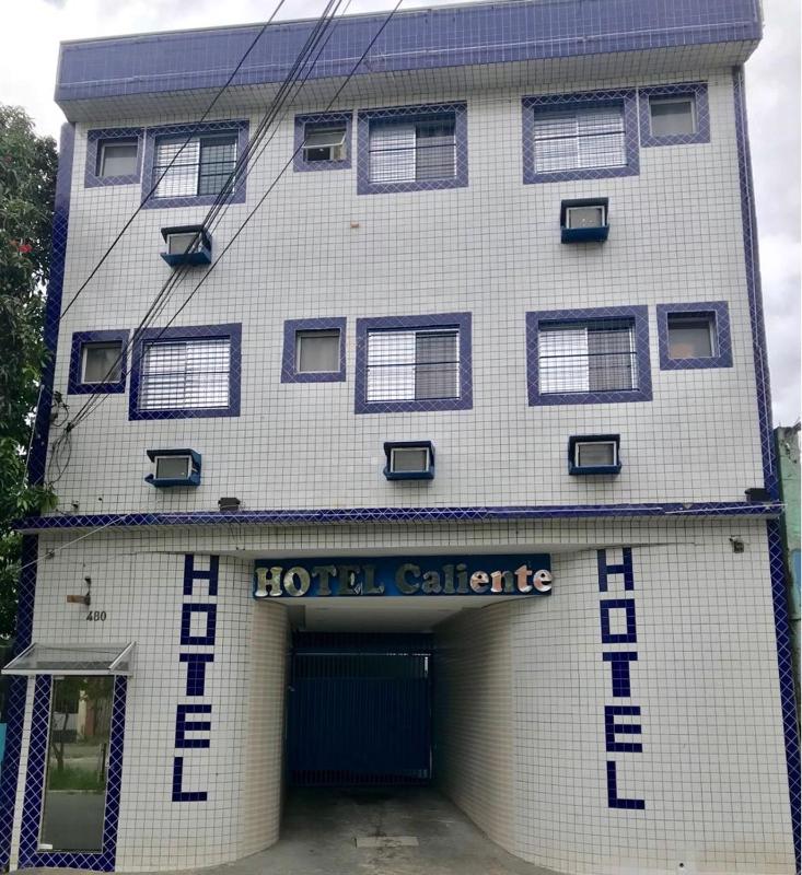 Hotel Caliente - Café da Manhã e Estacionamento Incluso - image 2