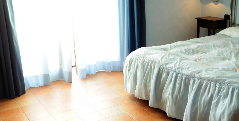 Double Room with Sea View image 2