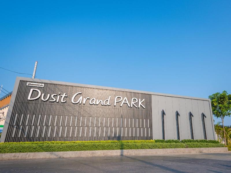 Dusit Grand Park - image 7