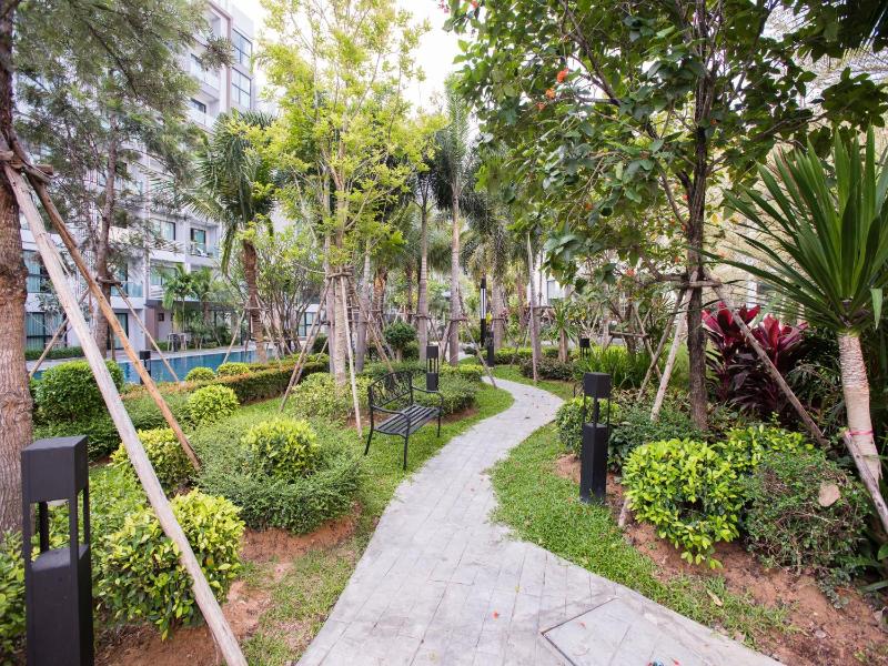 Dusit Grand Park - image 12