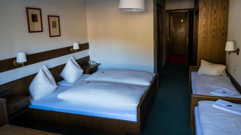 Double Room image 1