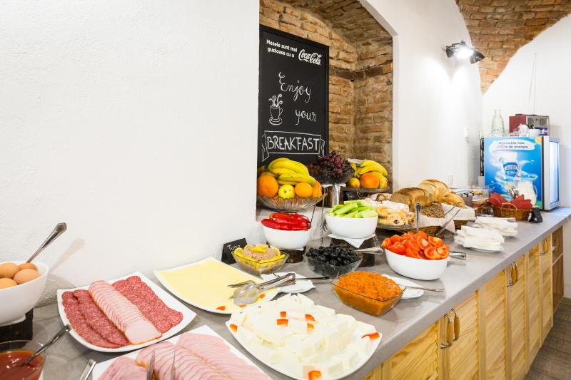 Standard Double Room image 2