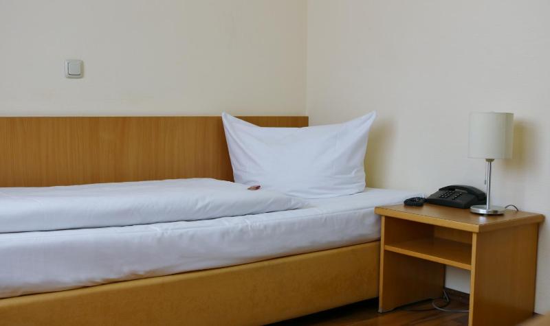 Single Room image 2