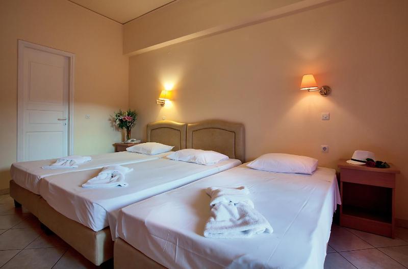 Triple Room image 4