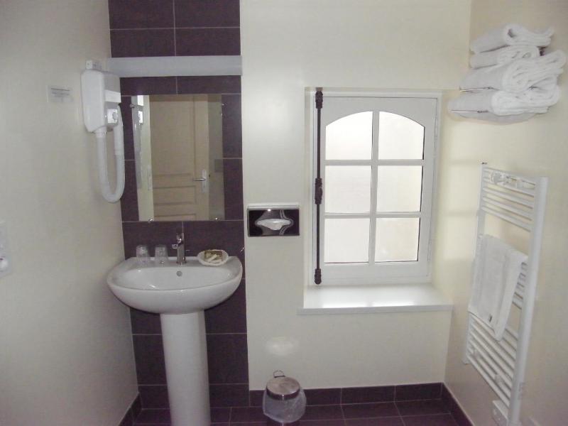 Triple Room image 3