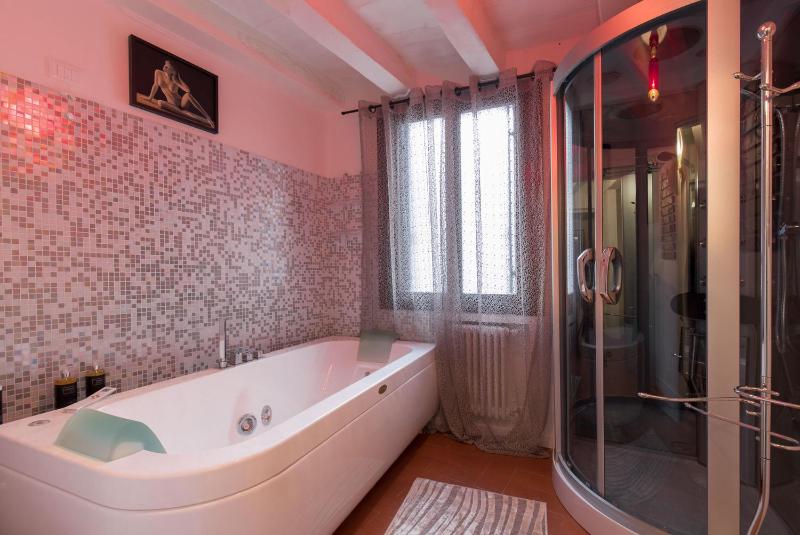 Deluxe Apartment image 4