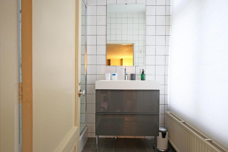 Canal Studio Apartment - image 16