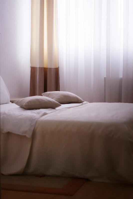 Double Room image 3