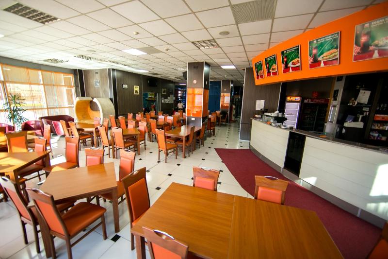 Hotel Fortuna - image 8