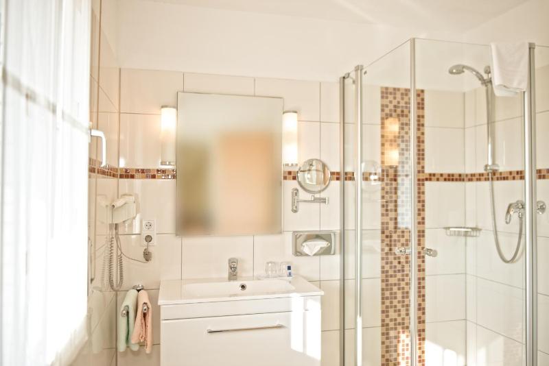 Double Room with Balcony image 1