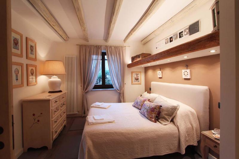 Two-Bedroom Apartment image 4