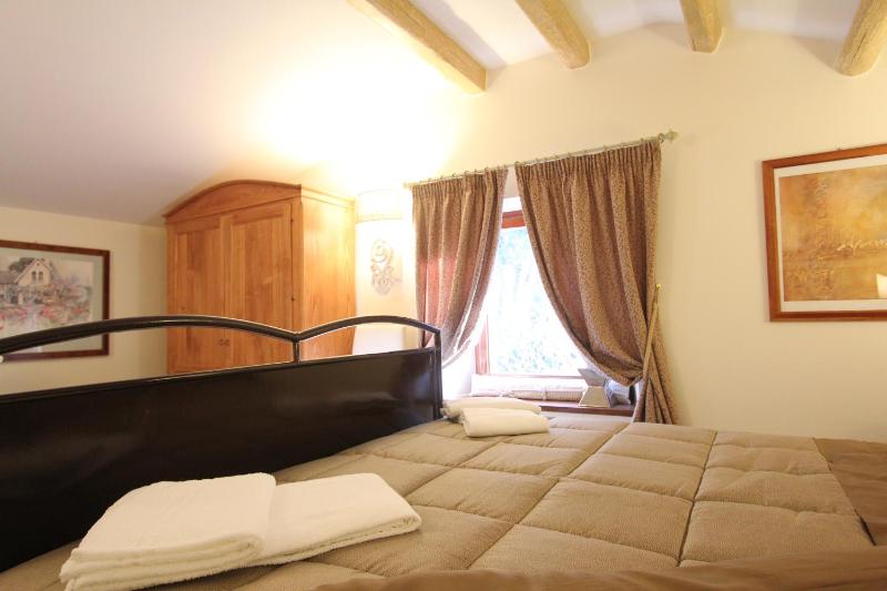 Apartment - Split Level image 2