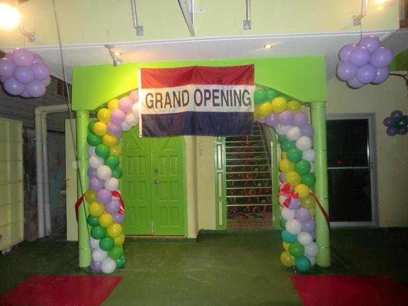 PG Quality Inn - image 10