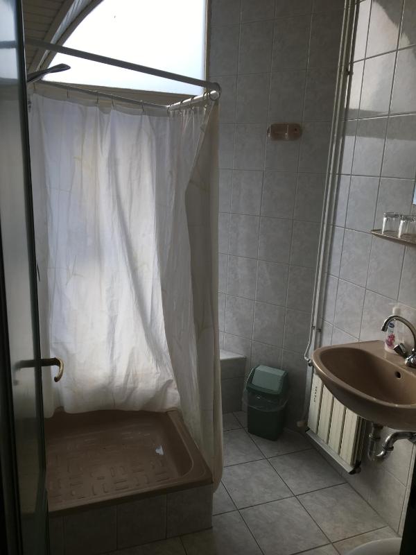 Double Room image 4