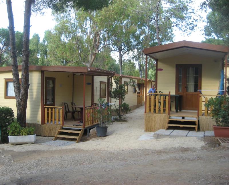 Mobile Home (5 Adults) image 2