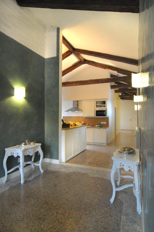 Ca' Dell'Artista Apartment with Terrace - image 14