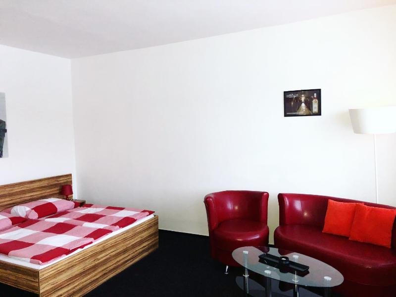 Comfort Double Room image 4
