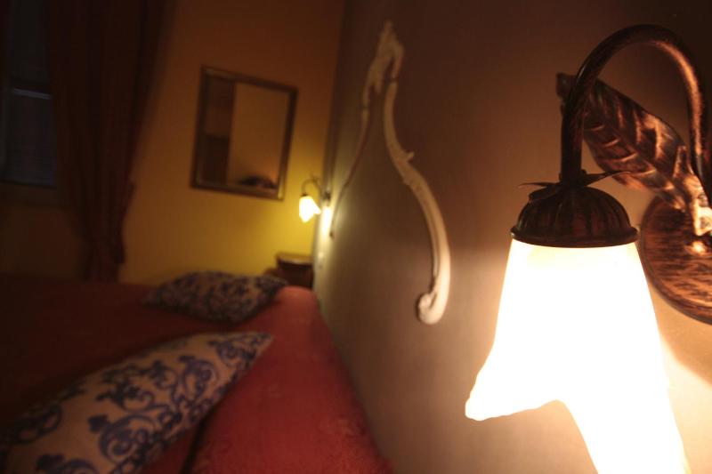 Double Room image 4