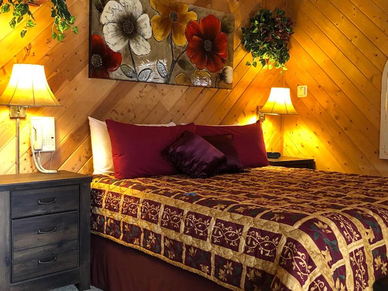 Classic Triple Room image 2