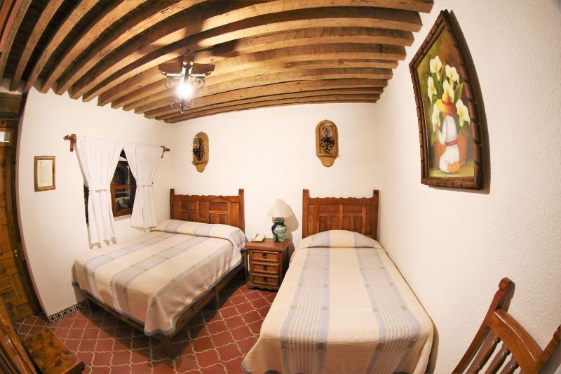 Hotel Mesón del Rosario - image 8