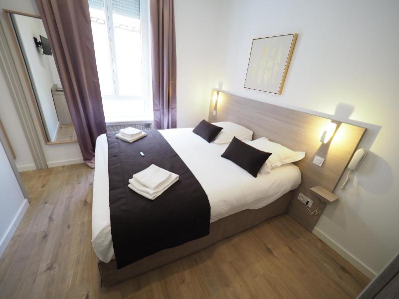 Triple Room image 2