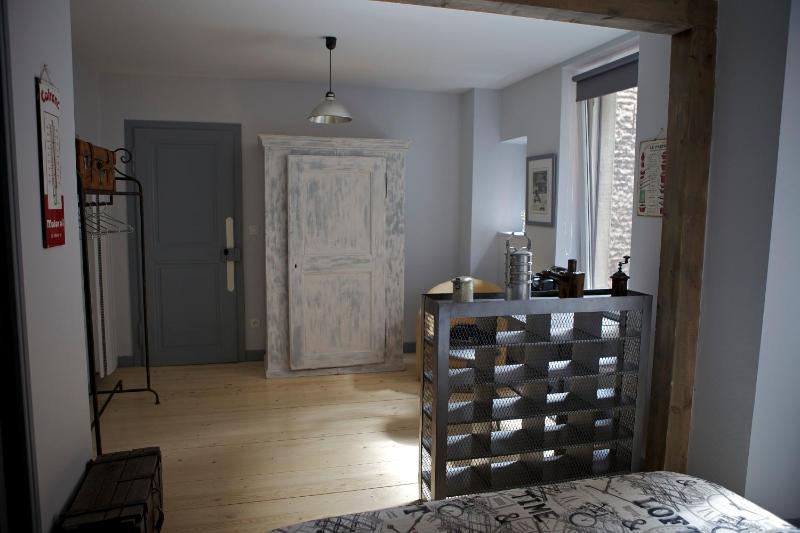 Double Room image 4