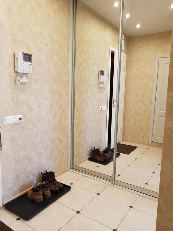 Deluxe Apartment image 1