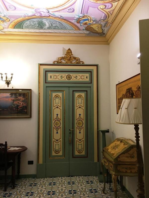 Old Taverna Sorrentina - image 3