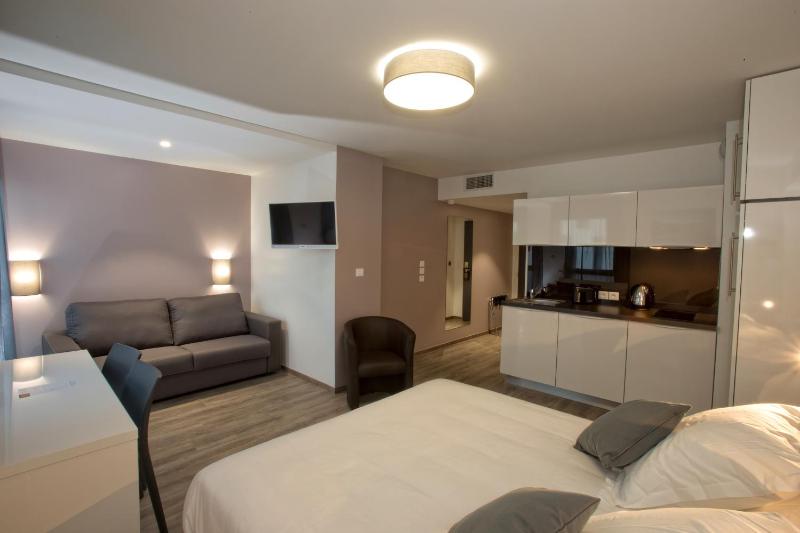 Family Studio 1-4 Persons (Double Bed + Sofa Bed) image 1