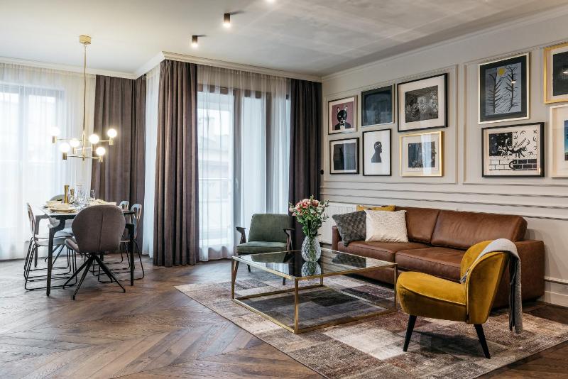 Apartment image 3