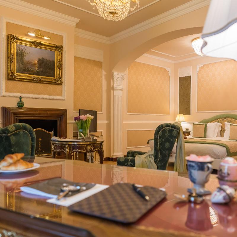 Junior Suite image 1