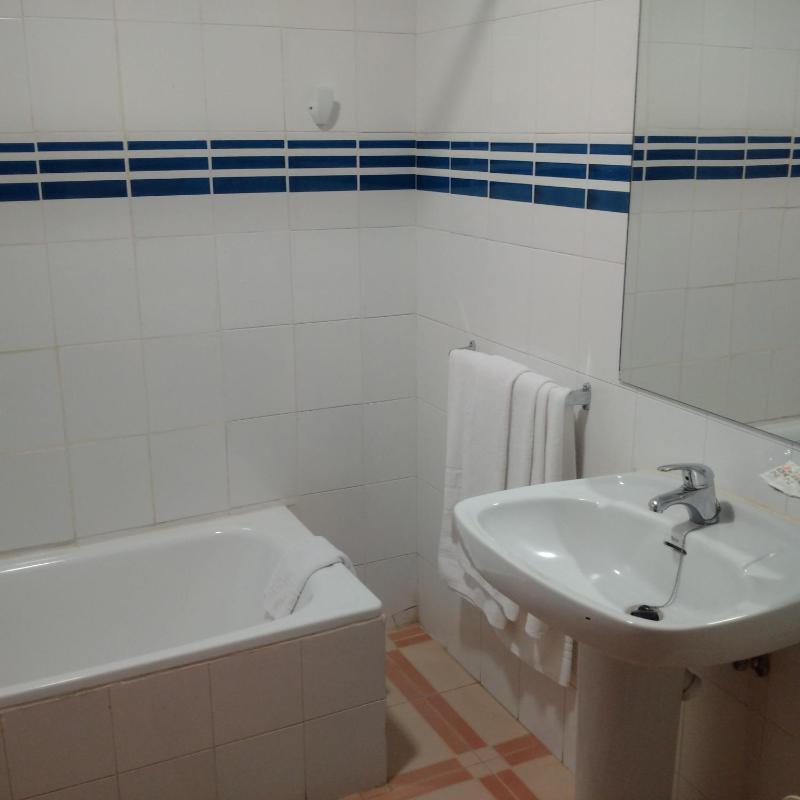 Single Room image 2