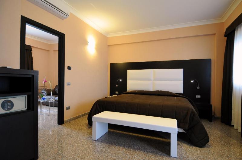 EH Suites Rome Airport Euro House Hotels - image 12