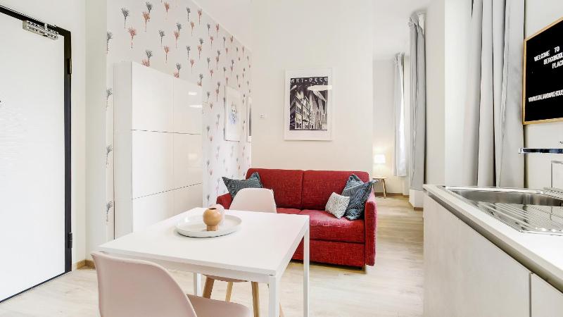 Studio - First Floor image 1