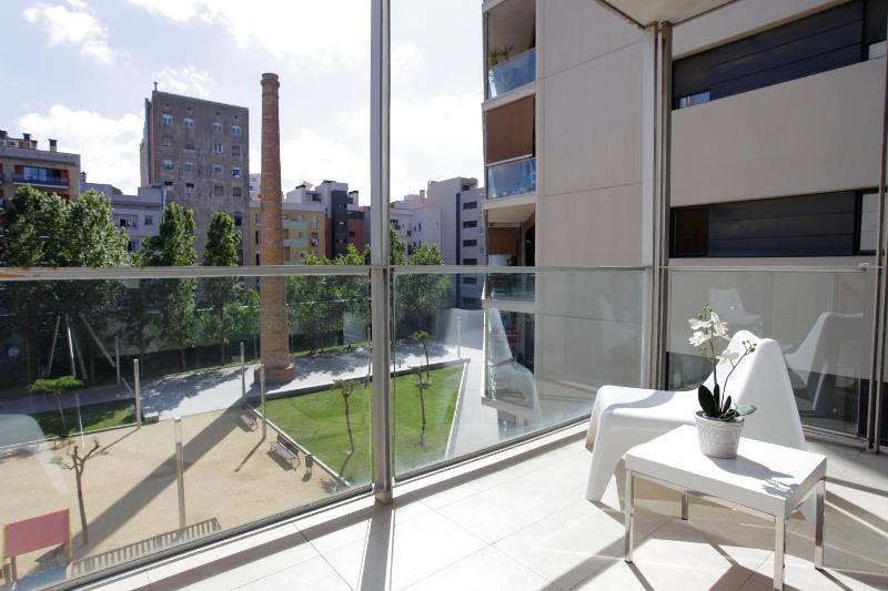 1214 - Two Bedrooms Ciutadella Apartment - image 11