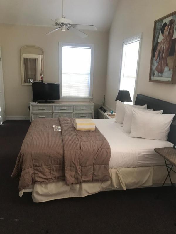 New Orleans House - Gay Male Adult Guesthouse - image 47