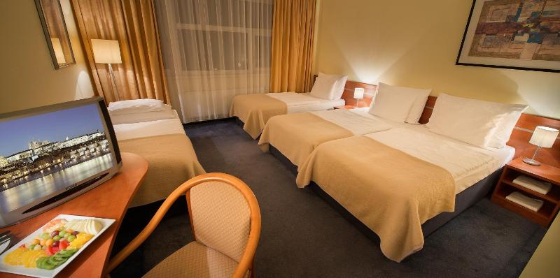 Triple Room image 3