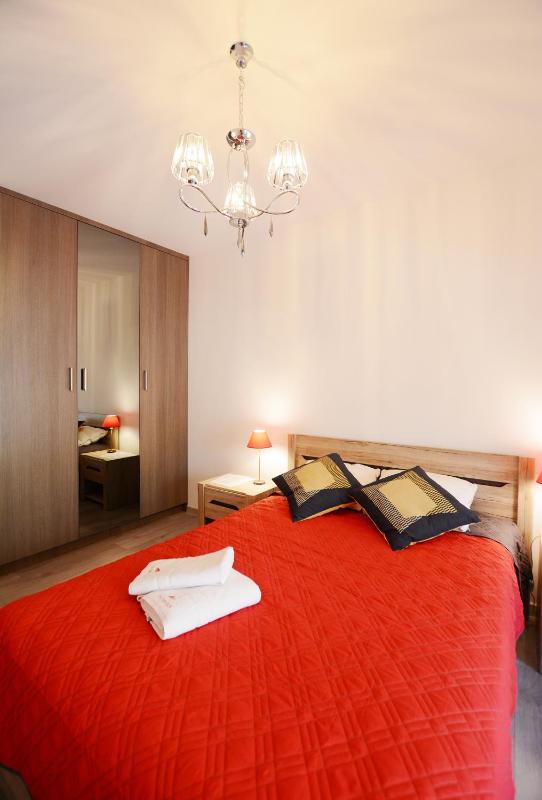 Apartment image 3